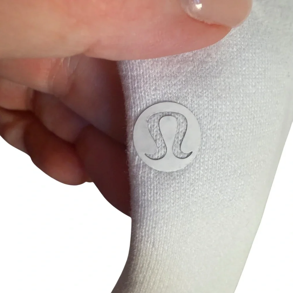 Lululemon Scuba High-Rise Jogger Womens 4 White 7/8 Length‎ Fleece Sweatpants